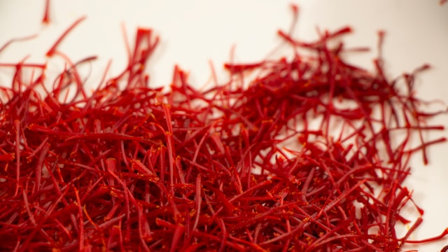 History of Saffron - زعفران Article